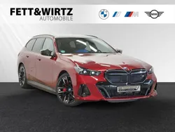 Fire red metallic Gebraucht 2024 BMW i5 Performance Limousine | 79.888 €