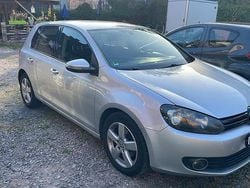 Silber Gebraucht 2009 VW Golf VI Kleinwagen | 3.850 € (Etwas zu teuer)