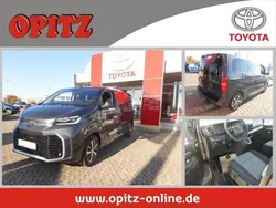 Grau Gebraucht 2024 Toyota Proace Verso Team Kombi | 43.440 € (Etwas zu teuer)