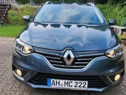 Grau Gebraucht 2018 Renault Mégane IV Kombi | 11.250 € (Fairer Preis)