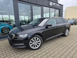 Schwarz Gebraucht 2022 Skoda Superb Limousine | 33.999 € (Teuer)