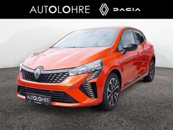 Valencia orange Neu 2025 Renault Clio V Techno Kleinwagen | 20.980 € (Fairer Preis)