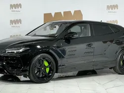 Schwarz Gebraucht 2022 Lamborghini Urus SUV | 261.999 € (Etwas zu teuer)
