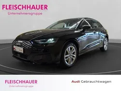 Brillantschwarz Gebraucht 2024 Audi A3 Ambiente | 28.990 € (Fairer Preis)