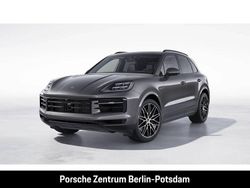 Grau Gebraucht 2024 Porsche Cayenne SUV | 97.700 € (Guter Preis)