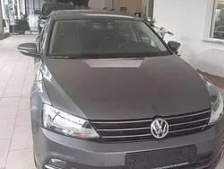 Platium grey Gebraucht 2015 VW Jetta Limousine | 10.500 € (Fairer Preis)