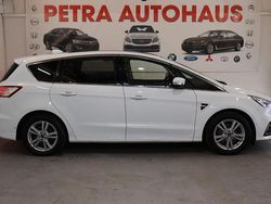 Weiß Gebraucht 2020 Ford S-MAX Titanium Van / Kleinbus | 14.199 € (Fairer Preis)