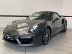 Grau (metallic) Gebraucht 2017 Porsche 911 Turbo Cabriolet Cabrio | 199.911 €