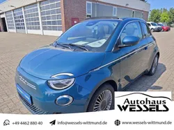 Blau Gebraucht 2023 Fiat 500C Cabrio | 20.950 € (Fairer Preis)