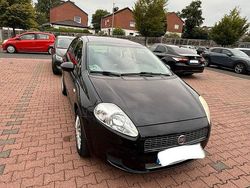 Schwarz Gebraucht 2009 Fiat Punto Active Kleinwagen | 2.295 € (Fairer Preis)