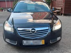 Schwarz Gebraucht 2013 Opel Insignia Eco Kombi | 6.200 € (Fairer Preis)
