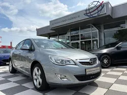 Silber Gebraucht 2011 Opel Astra Edition+ Limousine | 5.888 € (Fairer Preis)