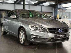 Grau Gebraucht 2016 Volvo S60 Business Edition Limousine | 9.990 € (Guter Preis)