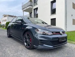Grau Gebraucht 2018 VW Golf VII GTI Limousine | 18.399 € (Guter Preis)