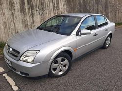Silber Gebraucht 2002 Opel Vectra Limousine | 2.950 € (Teuer)