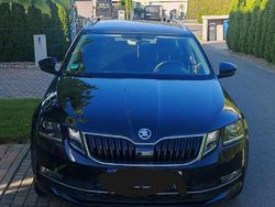 Schwarz Gebraucht 2018 Skoda Octavia Style Kombi | 17.000 € (Fairer Preis)