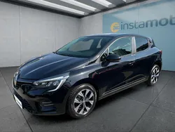 Schwarz Gebraucht 2023 Renault Clio V Kleinwagen | 15.499 € (Guter Preis)
