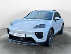 Eisgraumetallic Gebraucht 2024 Porsche Macan Sport SUV | 97.800 € (Superpreis)
