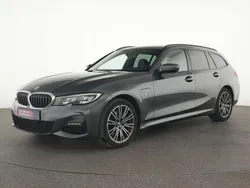 Mineralgrau Gebraucht 2022 BMW 320e M Sport Limousine | 28.855 € (Superpreis)