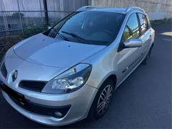 Gebraucht 2009 Renault Clio GrandTour Dynamique Kombi | 2.500 € (Fairer Preis)