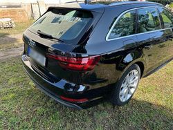 Schwarz Gebraucht 2018 Audi A4 Sport Kombi | 19.999 € (Fairer Preis)