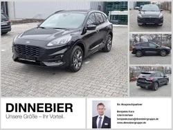 Schwarz (metallic) Gebraucht 2022 Ford Kuga ST-Line SUV | 23.690 € (Guter Preis)