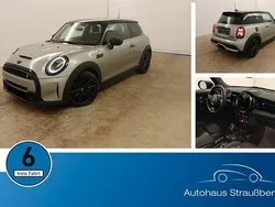 Silber Gebraucht 2023 Mini Cooper S Classic Kleinwagen | 25.700 € (Guter Preis)