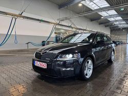 Schwarz Gebraucht 2016 Skoda Octavia RS Kombi | 13.950 € (Fairer Preis)