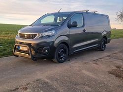 Grau Gebraucht 2021 Peugeot Expert Van | 21.500 € (Etwas zu teuer)