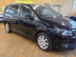 Deep black perleffekt Gebraucht 2014 VW Touran Cup Van / Kleinbus | 11.300 € (Fairer Preis)