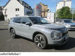Grau Neu 2025 Mitsubishi Outlander P-HEV Edition SUV | 53.000 €