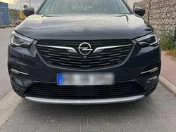 Schwarz Gebraucht 2018 Opel Grandland X Ultimate SUV | 15.900 € (Fairer Preis)
