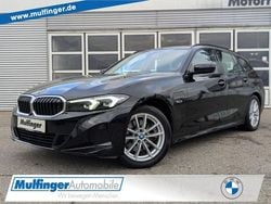 Schwarz Gebraucht 2022 BMW 320e Kombi | 23.590 € (Guter Preis)