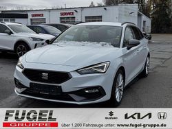 Weiss Gebraucht 2022 Seat Leon | 19.999 € (Guter Preis)