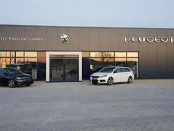 Grau Gebraucht 2018 Peugeot 3008 Allure SUV | 15.350 € (Guter Preis)
