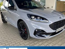 Grau Gebraucht 2023 Ford Kuga SUV | 36.990 €