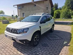 Weiß Gebraucht 2021 Dacia Duster Celebration SUV | 17.500 € (Fairer Preis)