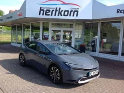 Ash met.(1m2) Gebraucht 2023 Toyota Prius Plug-in Hybrid Executive Kleinwagen | 38.989 € (Fairer Preis)
