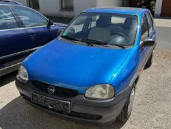 Blau Gebraucht 2000 Opel Corsa Edition Limousine | 1.450 € (Fairer Preis)