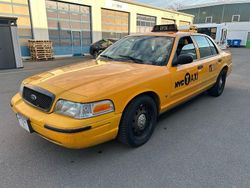 Gelb Gebraucht 2006 Ford Crown Victoria Limousine | 9.500 €
