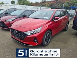 Rot Gebraucht 2023 Hyundai i20 Trend Limousine | 17.000 € (Guter Preis)