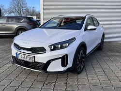 Deluxeweiss Gebraucht 2024 Kia XCeed 2 SUV | 26.880 € (Fairer Preis)