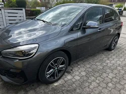 Grau Gebraucht 2019 BMW 225 Active Tourer Sport Line Van / Kleinbus | 19.600 € (Fairer Preis)