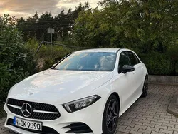 Weiß Gebraucht 2022 Mercedes A200 AMG Limousine | 29.999 € (Fairer Preis)