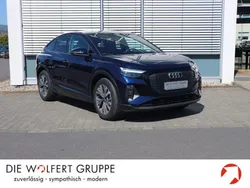 Blau Gebraucht 2022 Audi Q4 e-tron Ambiente SUV | 24.760 € (Superpreis)