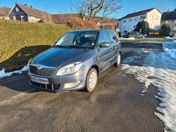 Grau Gebraucht 2011 Skoda Fabia Family Limousine | 5.900 € (Fairer Preis)