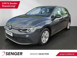 Grau Gebraucht 2022 VW Golf VIII Life | 18.980 € (Guter Preis)