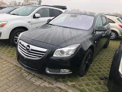 Schwarz Gebraucht 2013 Opel Insignia Kombi | 3.450 €