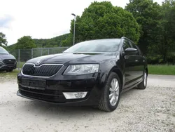 Schwarz Gebraucht 2016 Skoda Octavia Style Kombi | 12.900 € (Fairer Preis)