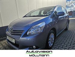 Blau Gebraucht 2011 Toyota Verso Comfort Van / Kleinbus | 9.480 € (Fairer Preis)